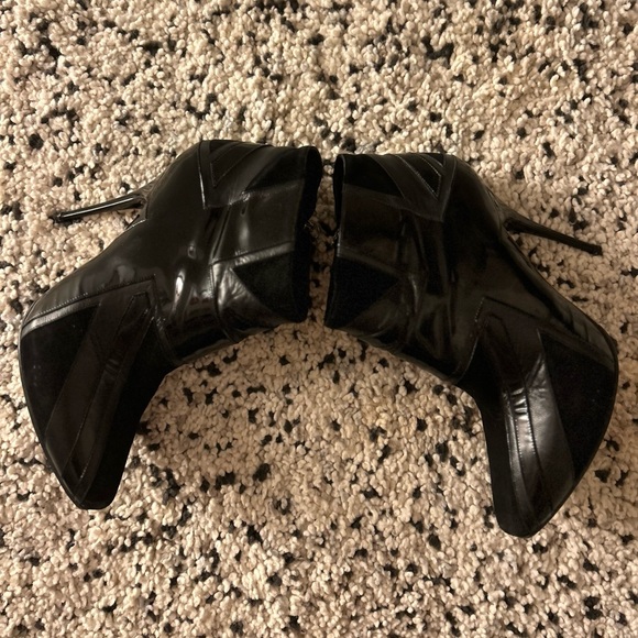 Alexander McQueen Black Booties - Picture 1 of 7